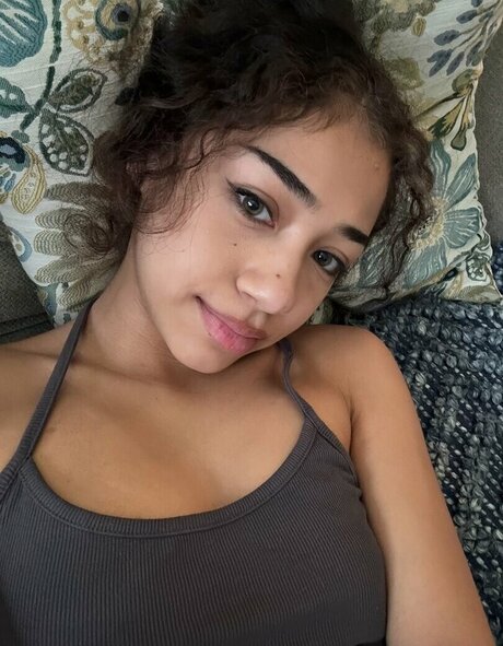 atoviah adult actress image