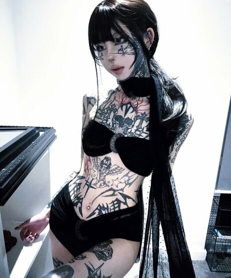 Zzem Zzem naked actress galleries