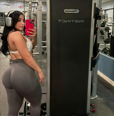 Karen Cantu best model photos