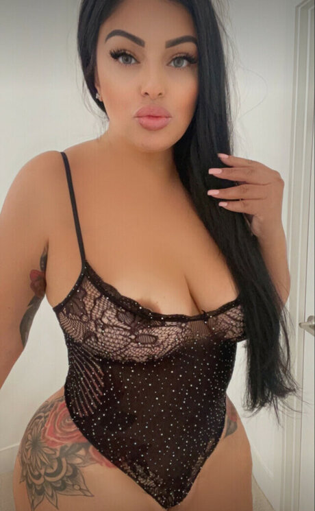 thickjenna vip beautiful model images