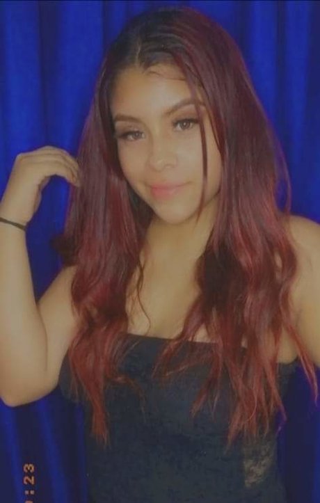 Laura Valentina naked pornstar pictures