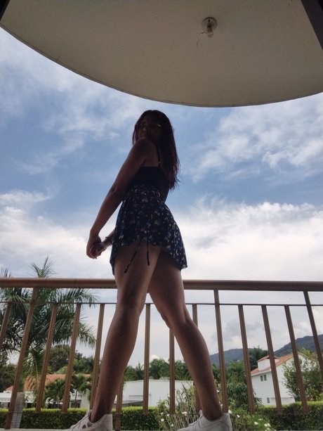 Laura Ruiz actress pics