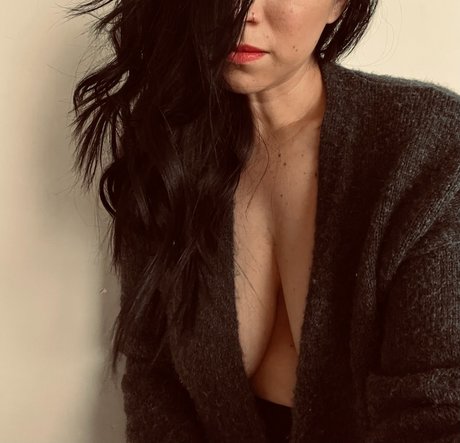 Latina Wanderlust pornstar exclusive img