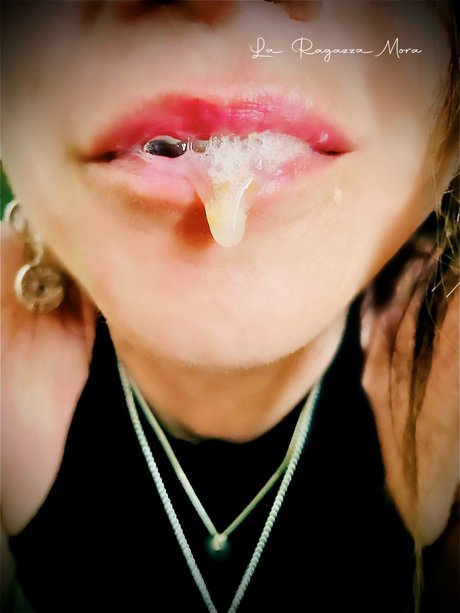 La Ragazza Mora sex star pics