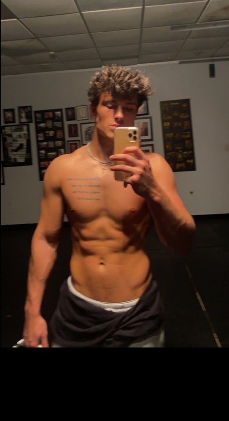 Lake Scott pornstar beautiful img