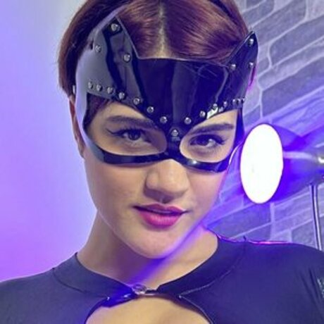 Theonlykaylaowens nudes model pic