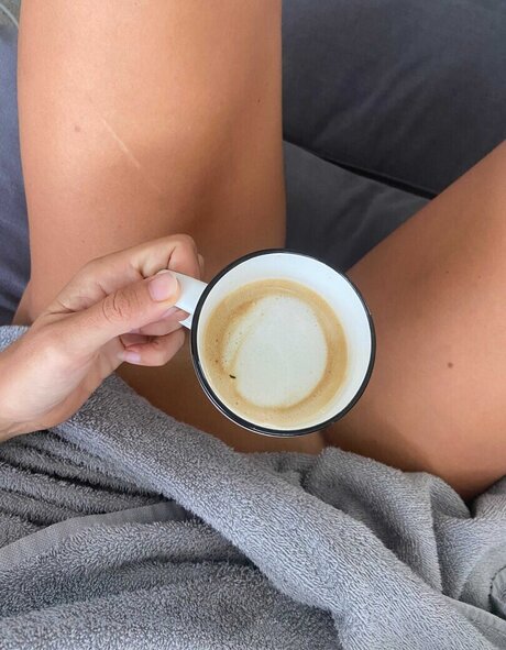 Alexandra Ianculescu high quality model images