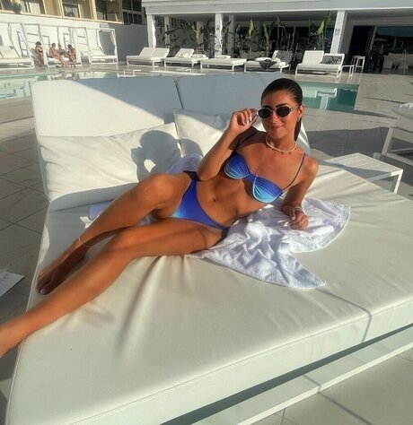 Prominent pornstar pretty pictures