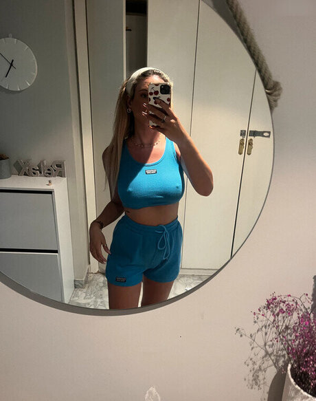 office milf onlyfans adult pic