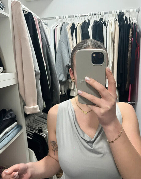 Vinted eBay sex actress images