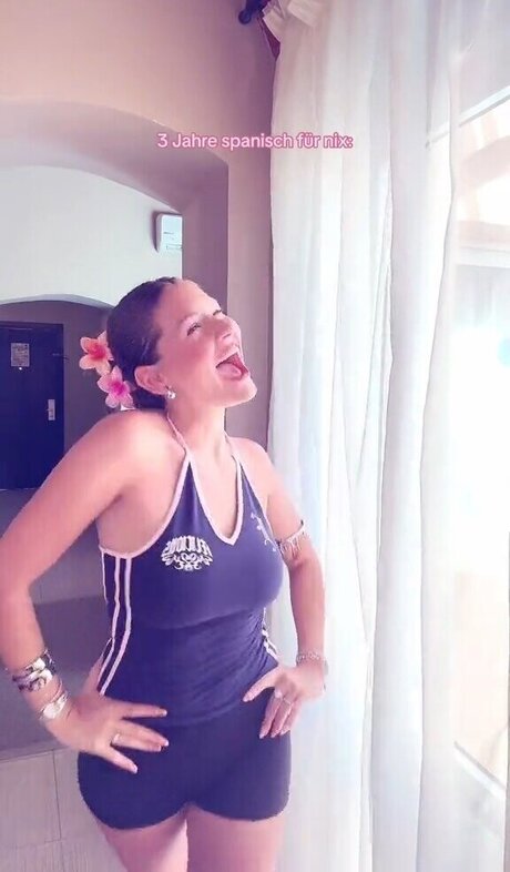 Videozeugs star sexy pictures