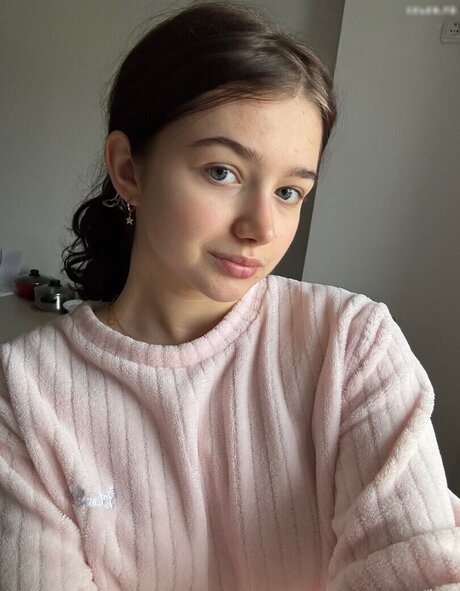 Mal Hol i ka exclusive star gallery