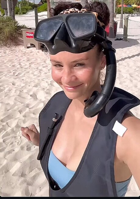 christmas onlyfans pornographic pic