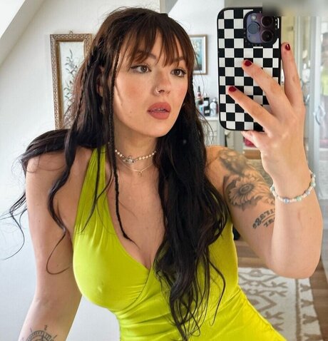 Sophodoph porn actress img