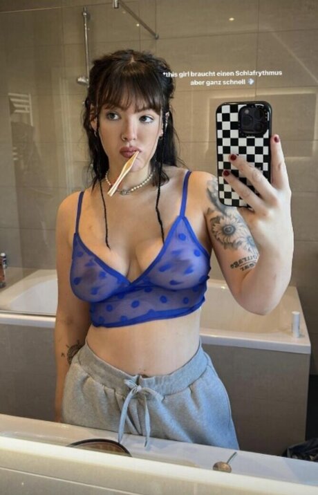 ginger kitty onlyfans pretty picture