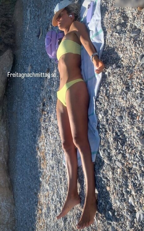 Annika Zimmermann pornographic model galleries