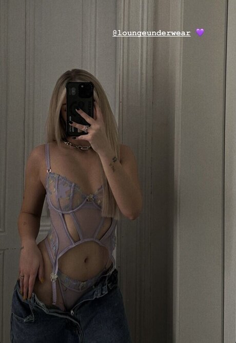 Zclina art actress photo