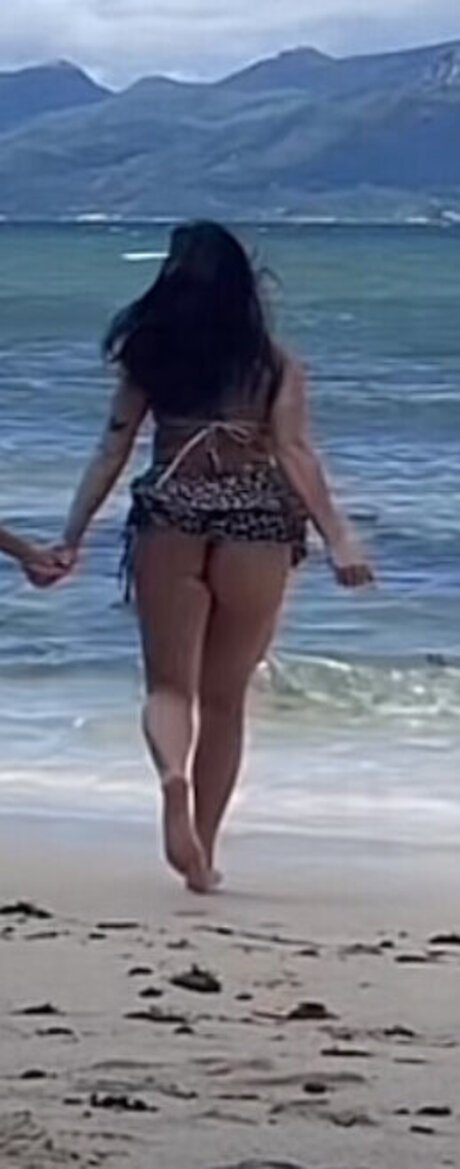 Lara tepper model sexy img