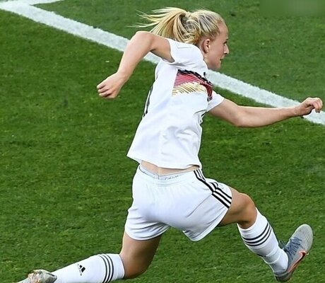 hanging tits onlyfans hot sex pictures