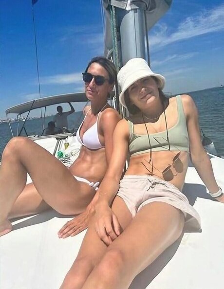 DFB Damen model sex pic