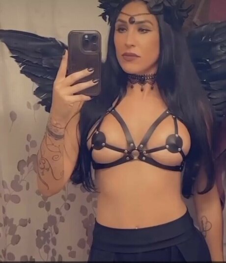 Ashley Giorgio star exclusive picture