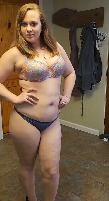 lianamarie0917 xxx pornstar photos