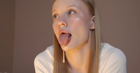 Cute shine porn actress photos