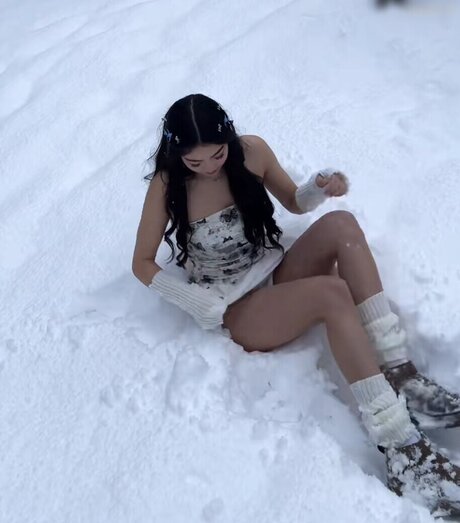 Dani Klieber exclusive actress gallery