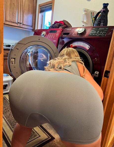 Lila Lovely pornstar xxx photos