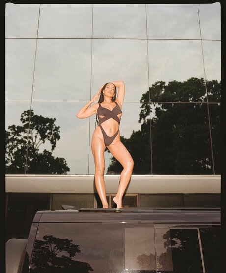 Solange Knowles beautiful pornstar picture