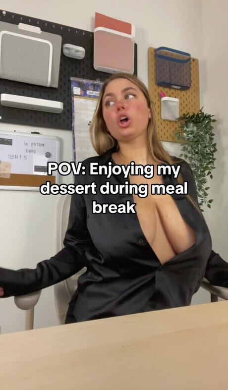 Brontenadine hd pornstar picture