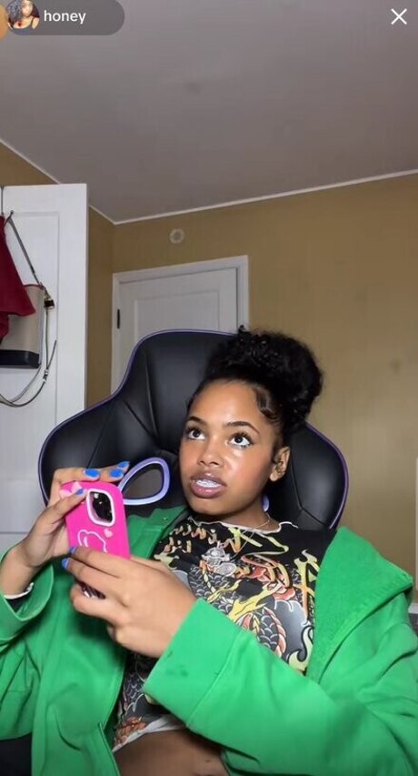 Mearathedoll nude model galleries