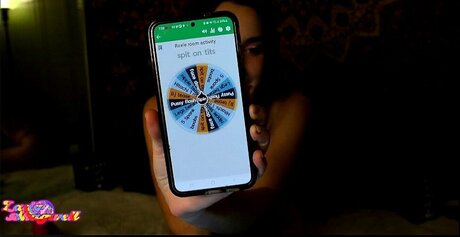 LadyShagwell porn model picture