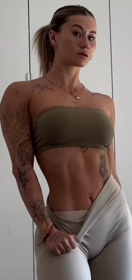 Lenaajoy model free galleries