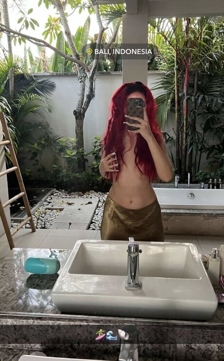 Badm mzjay star nude images