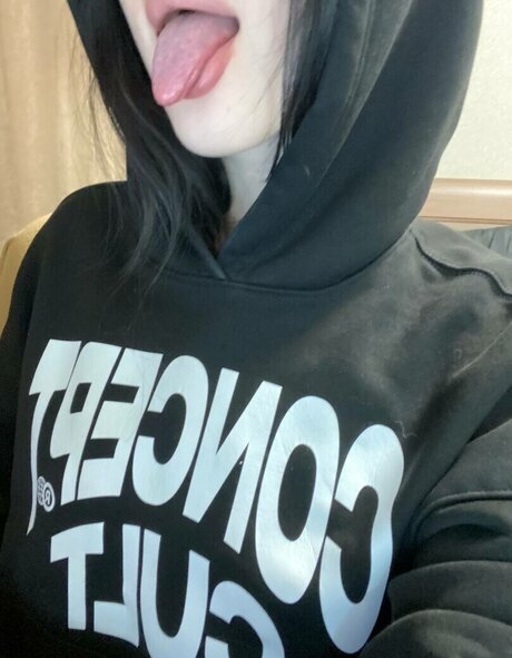 aswrinna model images