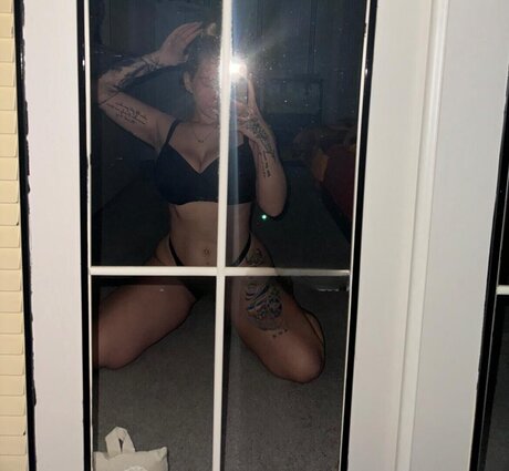 Bay watch beautiful star img