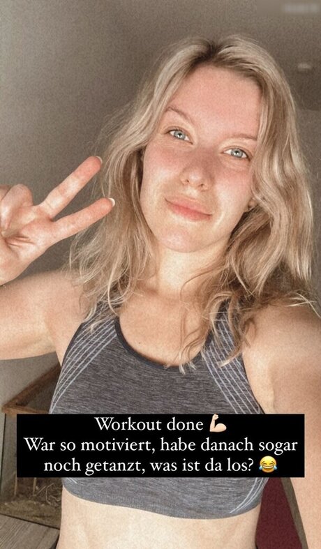 FormulaLena model porn pics