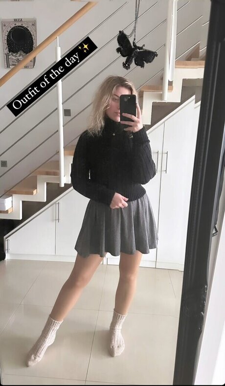 FormulaLena porn star picture