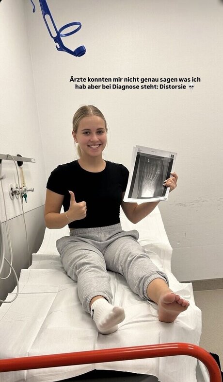 beautiful shemale onlyfans sex image