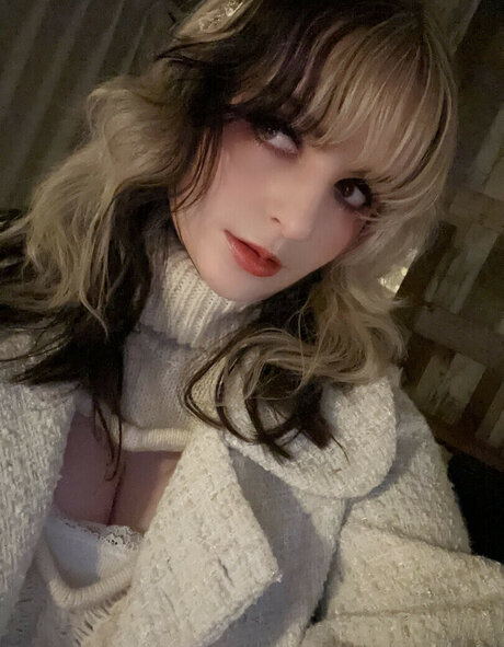 Aretteepls model nice pic