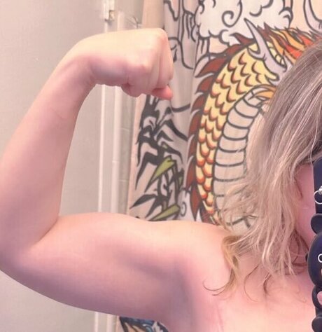 Aretteepls pornstar beautiful image