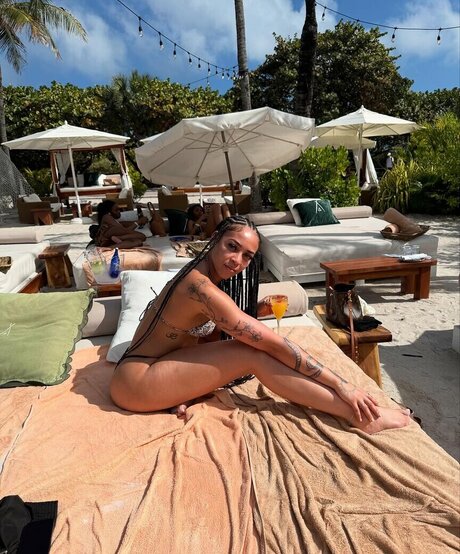 Jennywithad sexy pornstar pictures