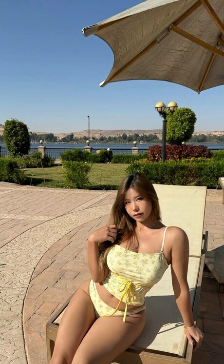 Cutelucia nude model images