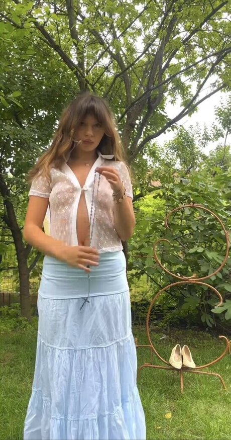 Anda Tohatan hd pornstar pic