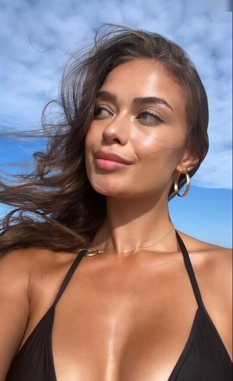 Camilla Nkenke hot actress photo