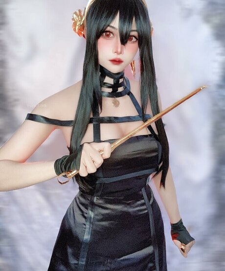 Hiniitaa exclusive model photo