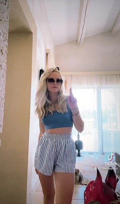 Davina Geiss high quality actress img