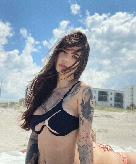 Yaithegemini model beautiful photo