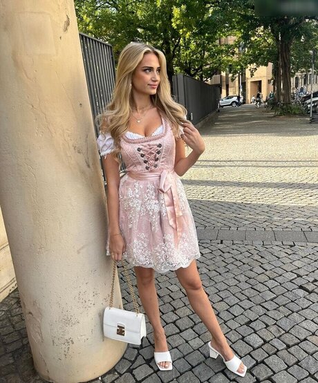 Vanessa Wende star porn galleries